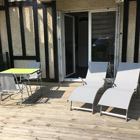 Studio Front De Mer Avec Terrasse Et Acces Direct Plage A Merville-Franceville - Fr-1-487-329 المظهر الخارجي الصورة